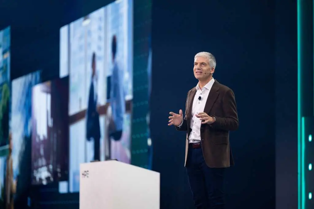 Rami Rahim’s message for network pros: Legacy networks can’t withstand rigors of AI