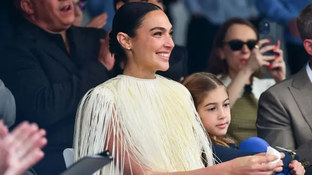 Pregnant Gal Gadot Couldn’t ‘Hear or See’ Due to Blood Clot